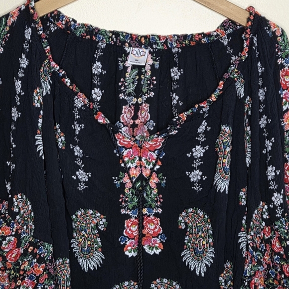 Bila | Colorful Floral Paisley Boho Flutter Sleeve Peasant Top Size Medium - Picture 3 of 7